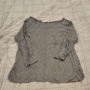 GAP Women's 3/4 Sleeve Gray Top Size M!
